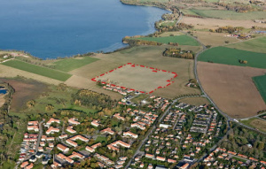 Flygfoto till Detaljplan för nya bostäder i del av Vadstena 4:44, öster om Tycklingevägen