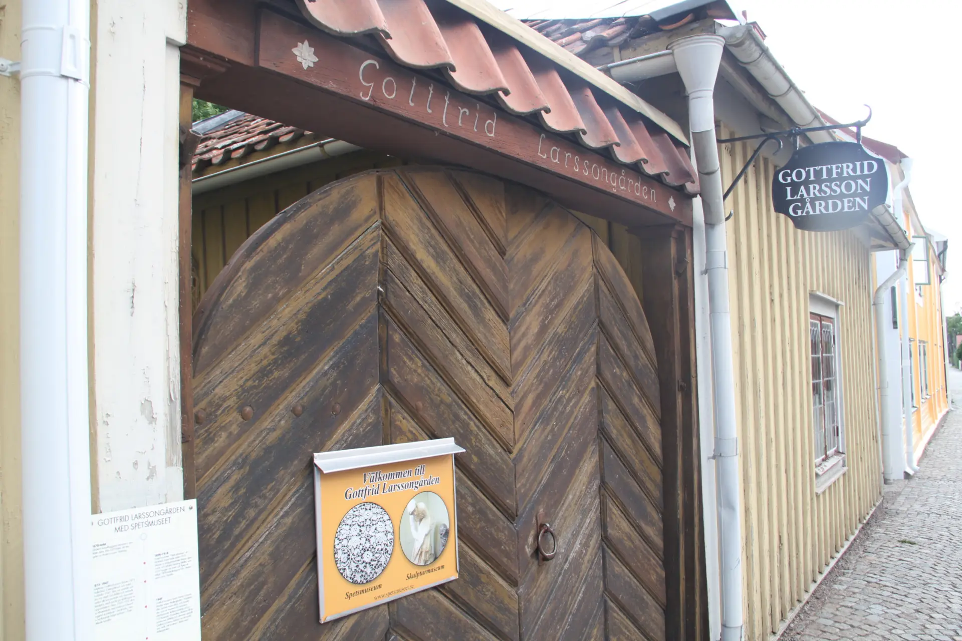 Gottfrid Larssongården och Vadstena spetsmuseum. Foto: Björn Andersson.