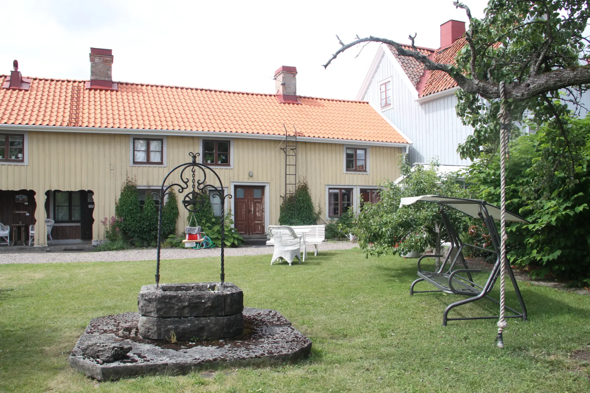 Gottfrid Larssongården och Vadstena spetsmuseum. Foto: Björn Andersson.