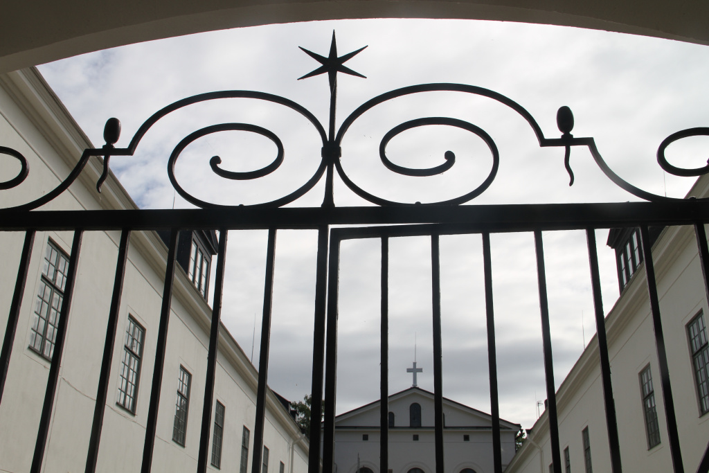 Gamla hospitalet och Trefaldighetskyrkan. Foto: Björn Andersson.