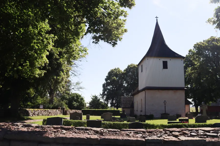 Väversunda kyrka