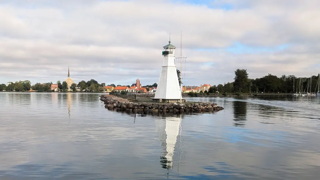 Fyren på Stora hamnpiren i Vadstena.