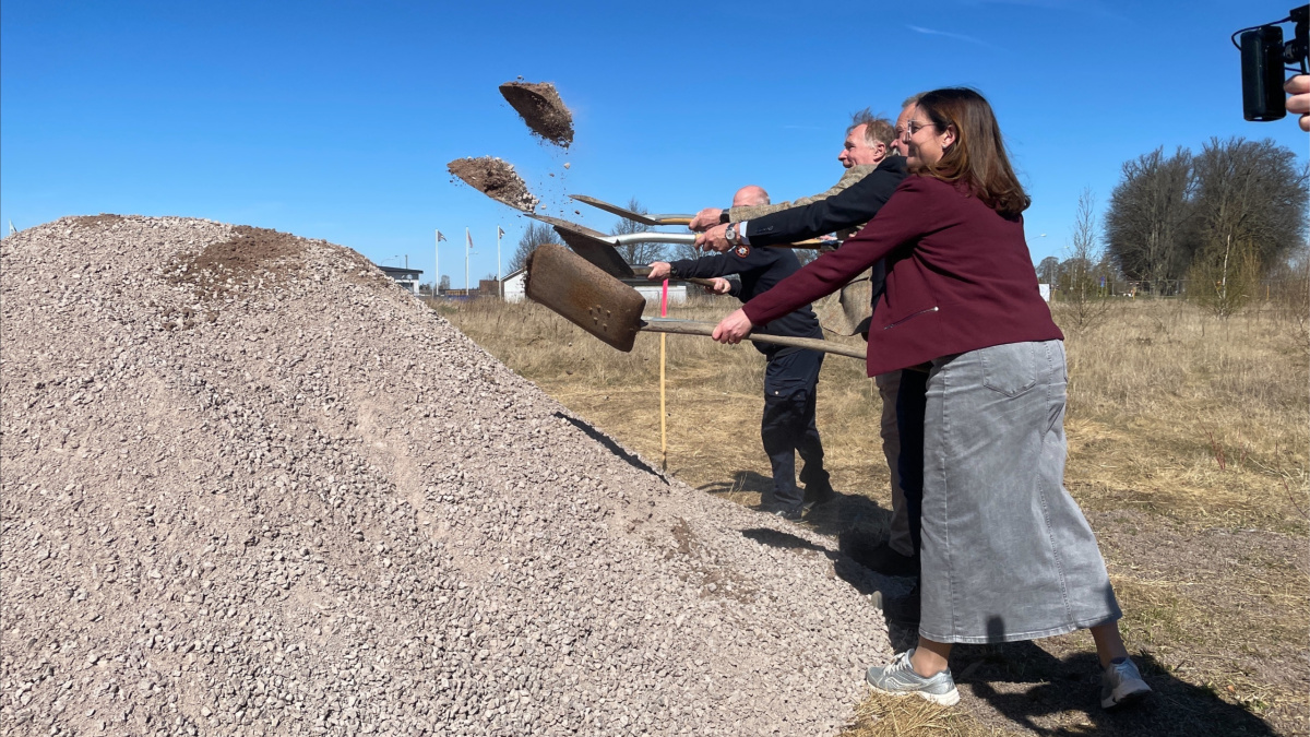Efterlängtat spadtag för ny räddningsstation